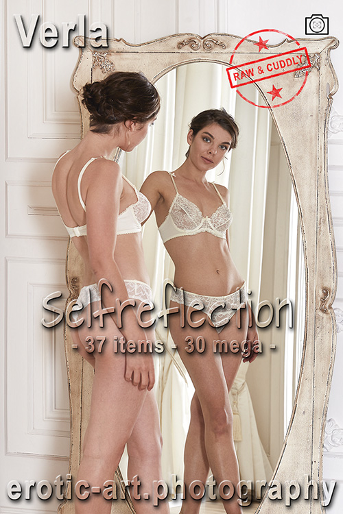 Selfreflection. Actor: Verla. Artist: Jay Gee. Production: Erotic Art Photography, EAP.